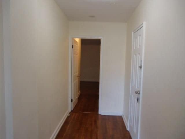 Primary Photo - 1296 Waring Ave
