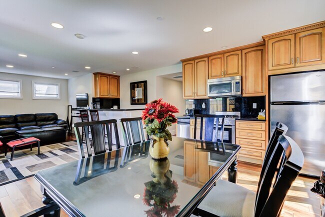 Foto del edificio - 2504 23rd St