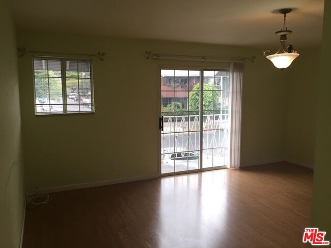 Foto del edificio - 5822 Harold Way