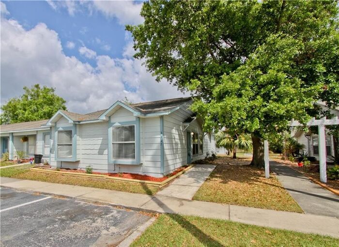 Primary Photo - CHELSEA SQUARE- Kissimmee