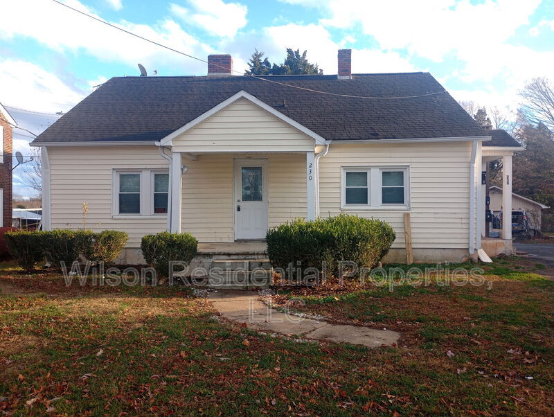 Photo - 230 Polo Road