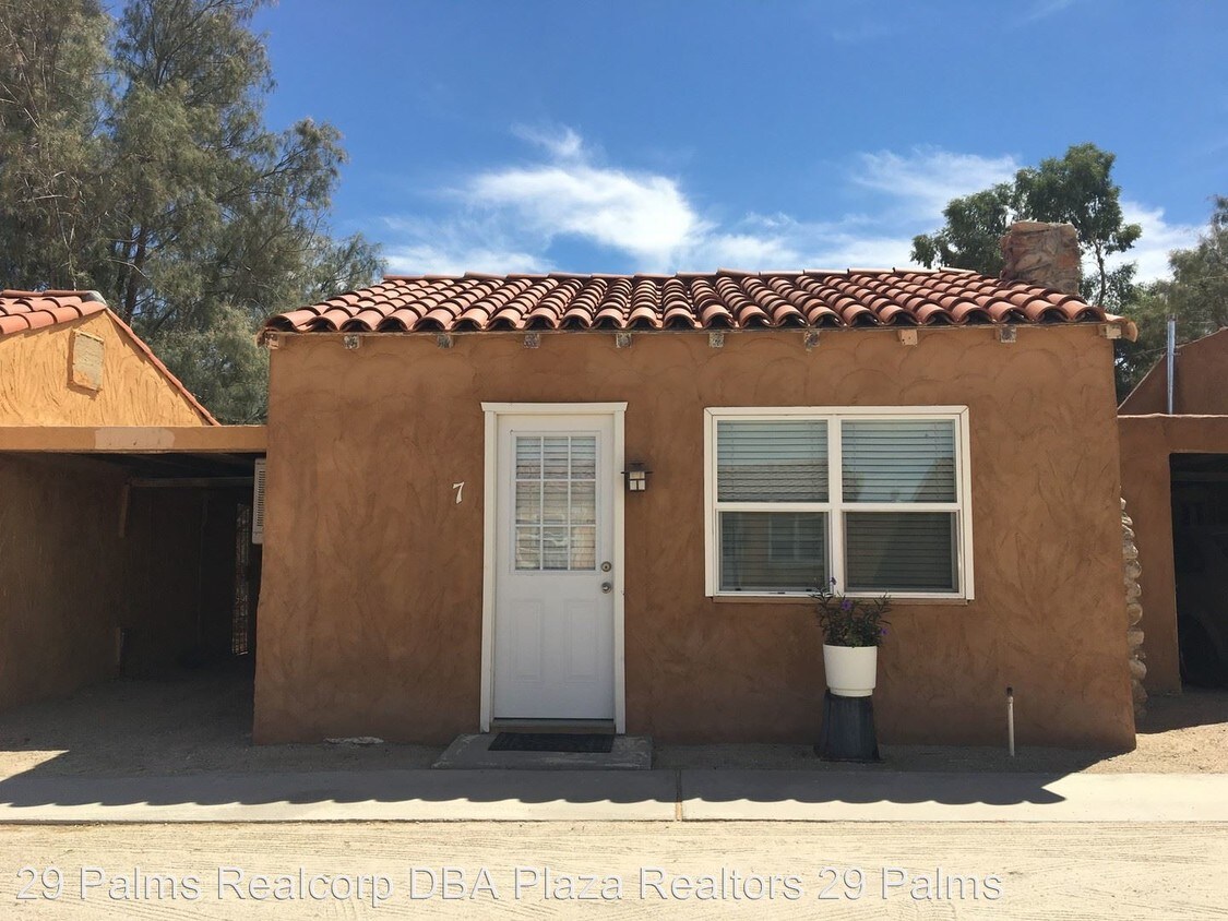 Primary Photo - 6630 Adobe Rd