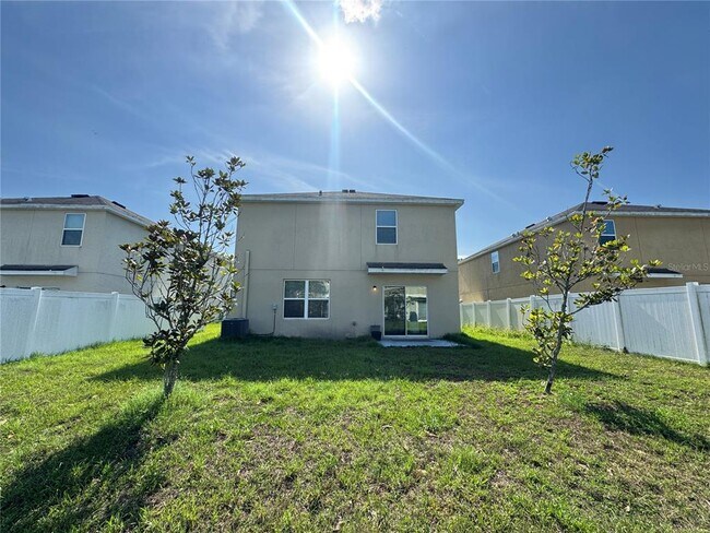 Foto del edificio - 2327 Ashberry Ridge Dr