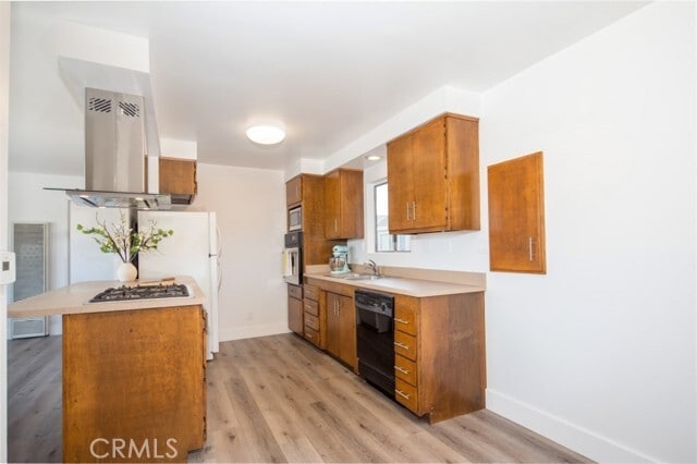 Building Photo - 2142 Orange Ave