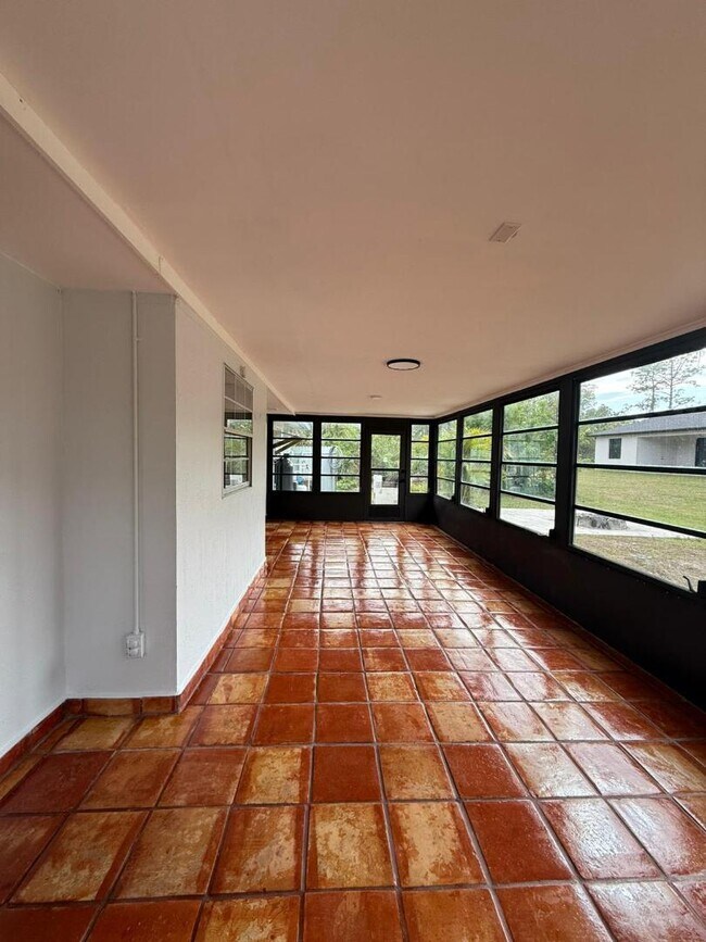 Foto del edificio - 116 Solana St