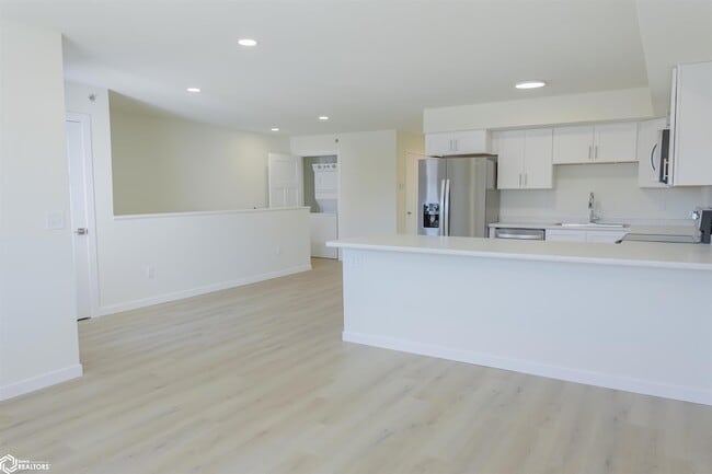 Building Photo - 514 Layne Dr