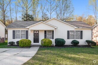 Building Photo - 1359 Hidden Valley Dr