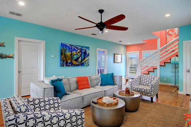 Foto del edificio - 395 Paradise Pointe Dr