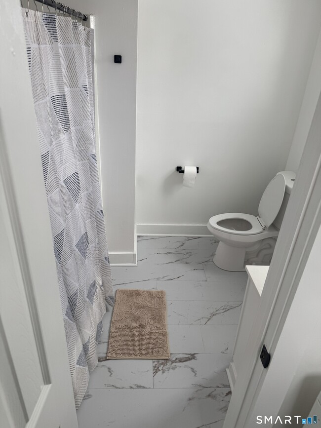 Building Photo - 52 Platt St