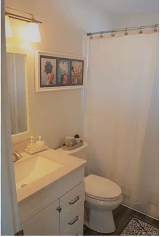 Foto del edificio - 7642 Shoshone St