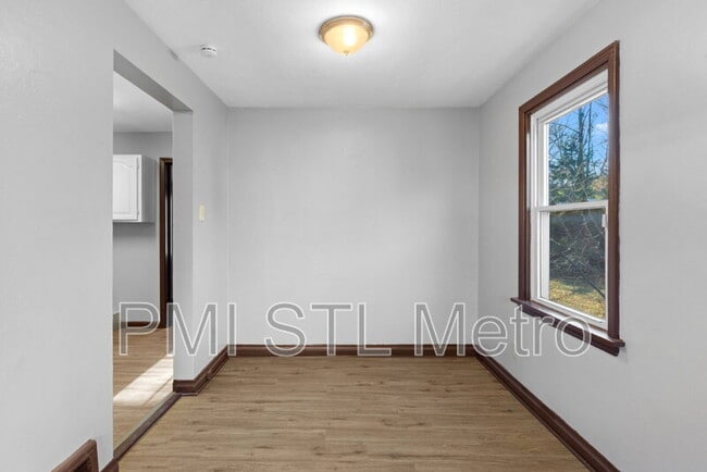 Foto del edificio - 2546 Main St