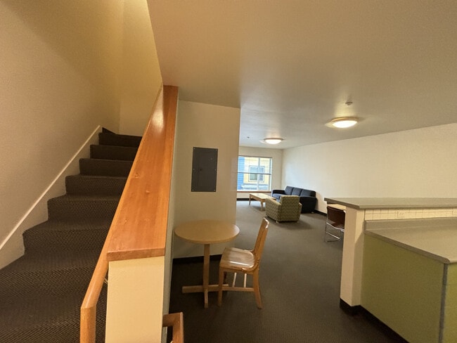 Foto del edificio - Nordheim Court UW Student Apartments