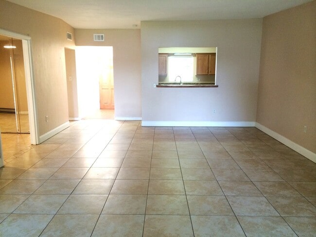 Photo - 6714 Nina Rosa Dr Apartment