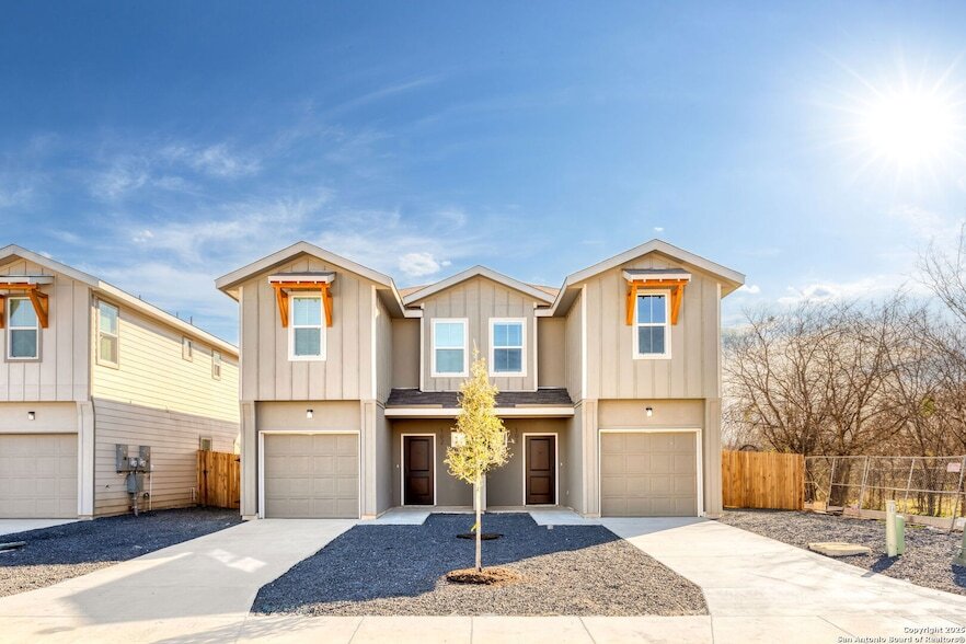 Foto principal - 814 Soria Pl