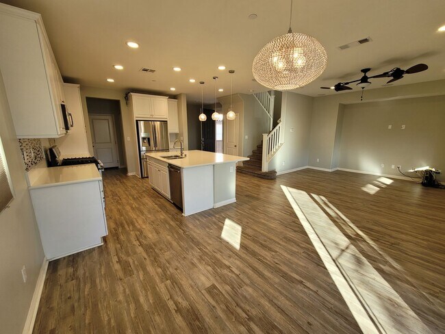 Building Photo - Two-Story 3-Bedroom Home in East Highland'...