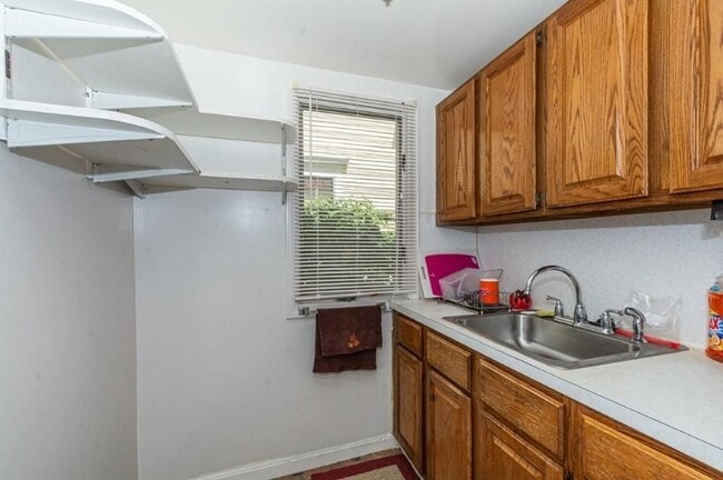 Photo - 19 Varney St Apartment