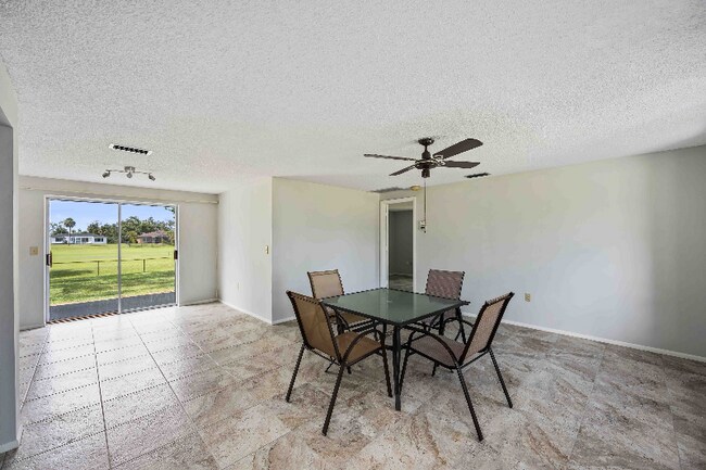 Foto del edificio - 236 Caddy Rd