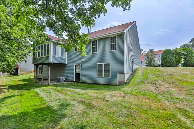 Building Photo - 4 Myopia Ln