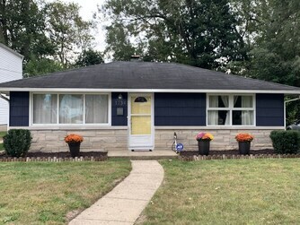 Primary Photo - 1234 Woodlawn Blvd