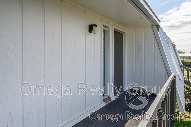 Building Photo - 3388 McGehee Rd