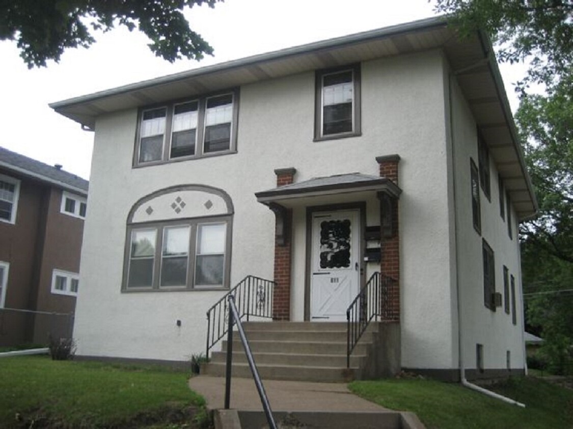 Primary Photo - 611 Ottawa Ave