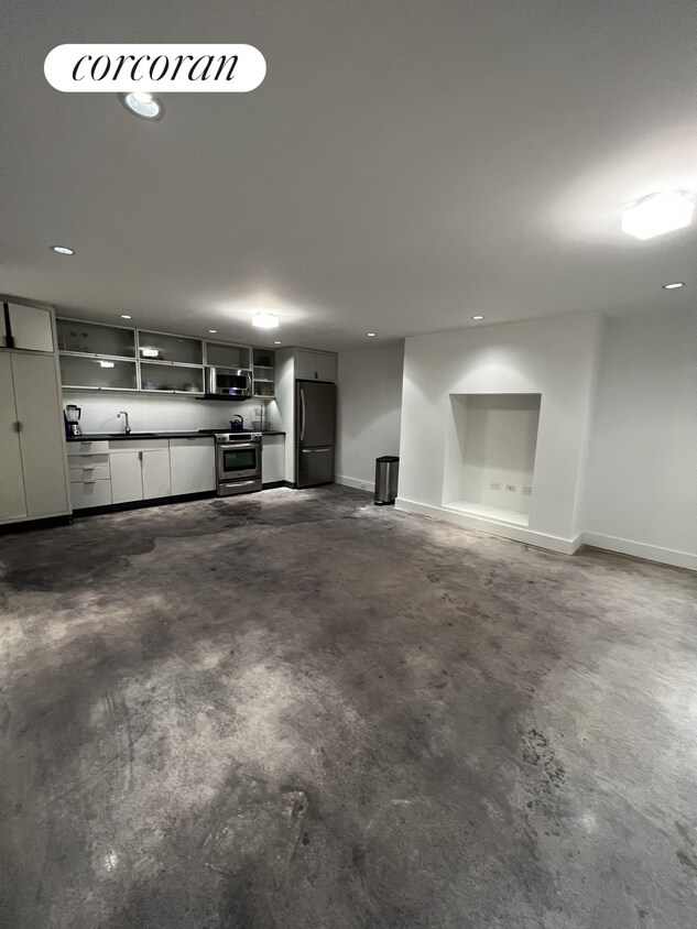 79 Remsen St Unit GARDEN, Brooklyn, NY 11201 Room for Rent in