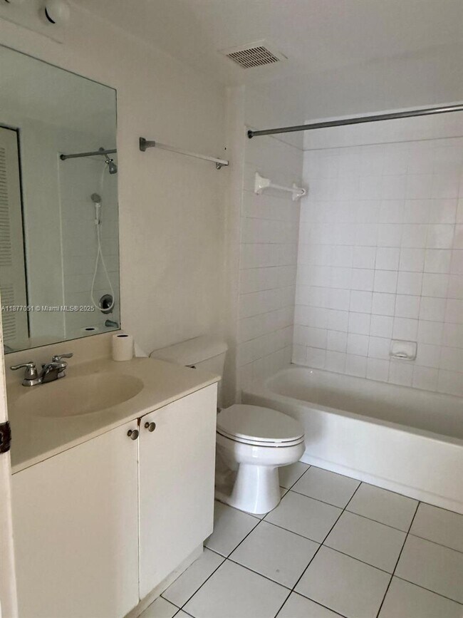 Foto del edificio - 15422 SW 284th St