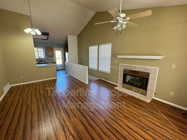 Photo - 6735 Overland Dr House