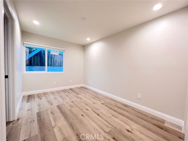 Building Photo - 5639 Persimmon Ave
