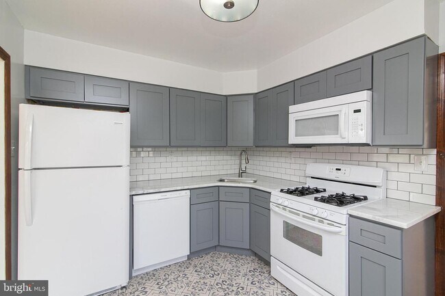 Foto del edificio - 115 West Ave