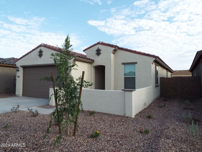 Building Photo - 7968 W Orange Dr