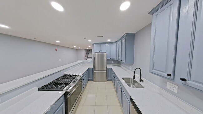 Foto del edificio - 1831 W Diamond St