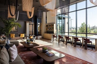 Building Photo - Orlo