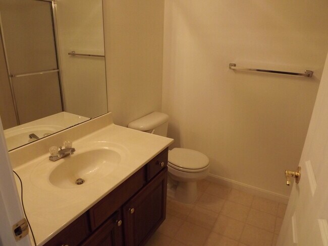 Building Photo - Spacious 2 Bed 2 Bath Beavercreek Condo!