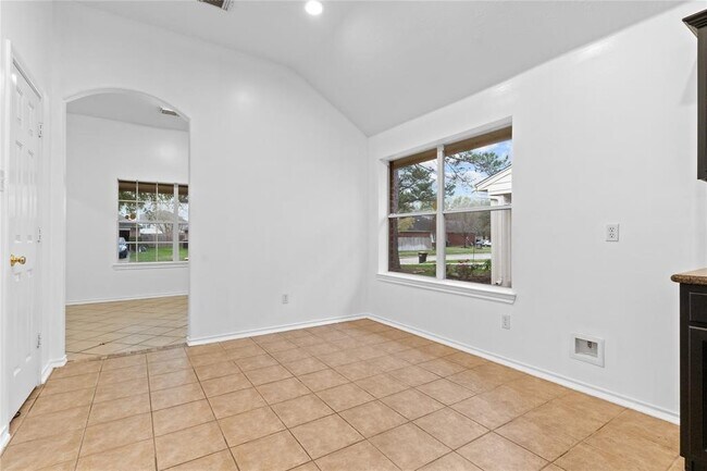 Foto del edificio - 15323 Redbud Berry Way