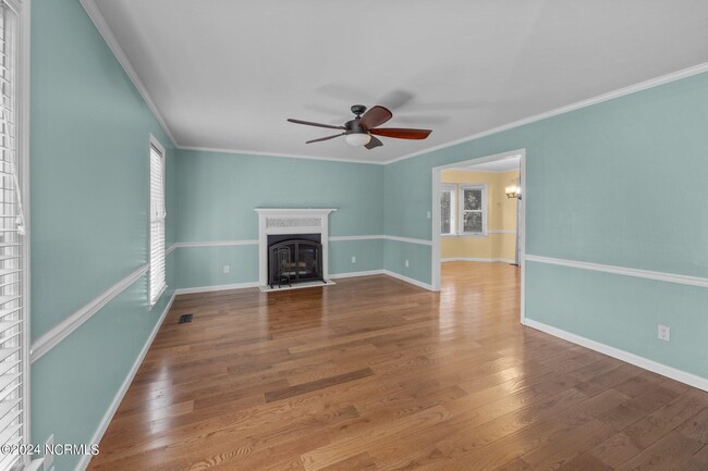 Building Photo - 3203 Hunt Club Ln