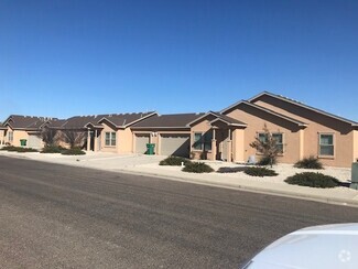 Building Photo - 2307 N Juniper Ln