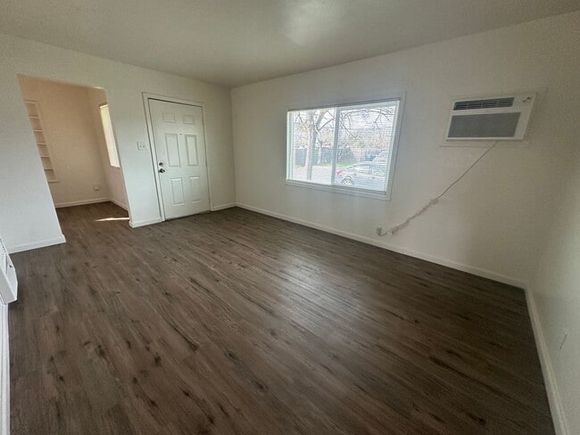 Building Photo - 3001 - Sharma