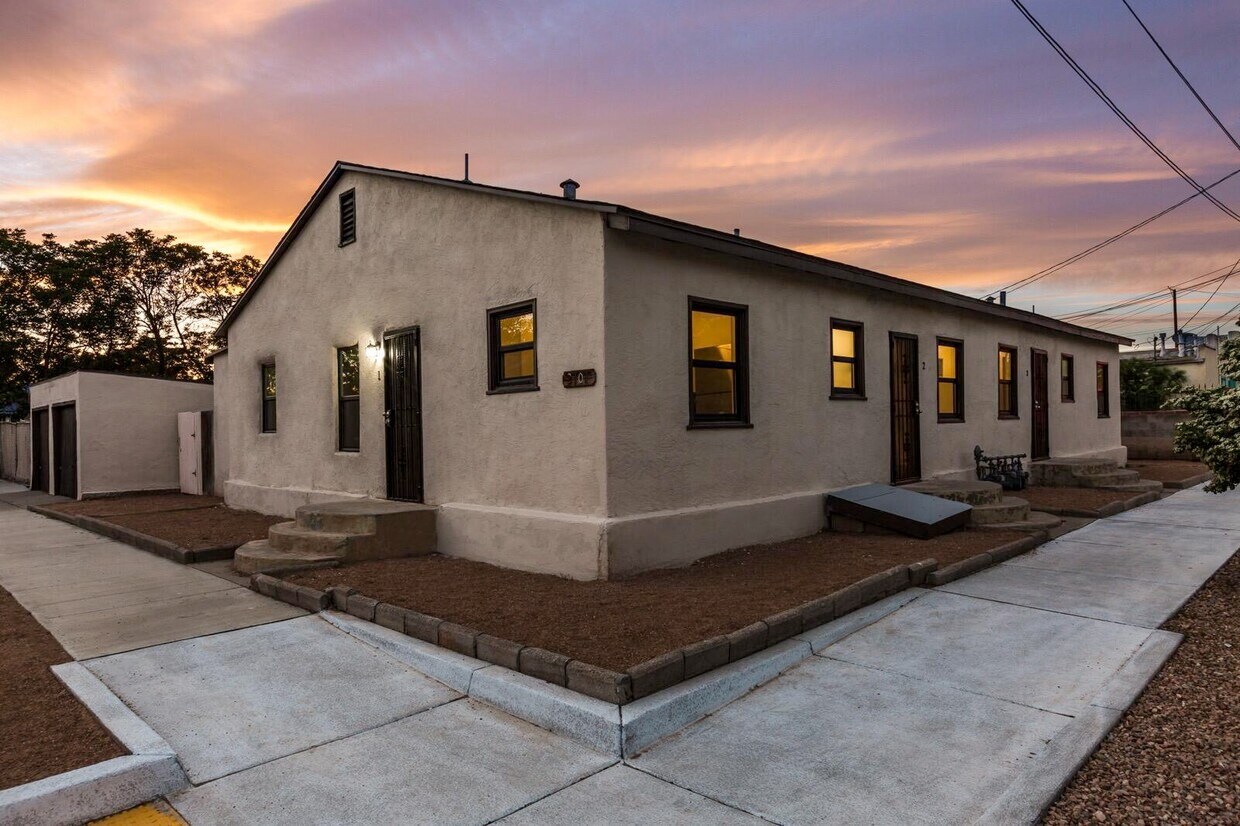Foto principal - 2101 New York Ave SW