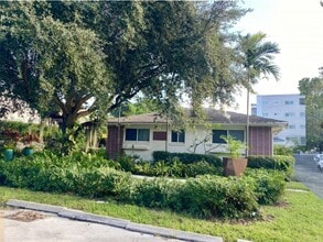 Building Photo - 812 NE 90th St