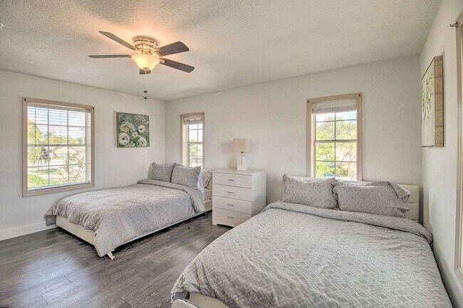 Building Photo - 3936 Tracewood Ln