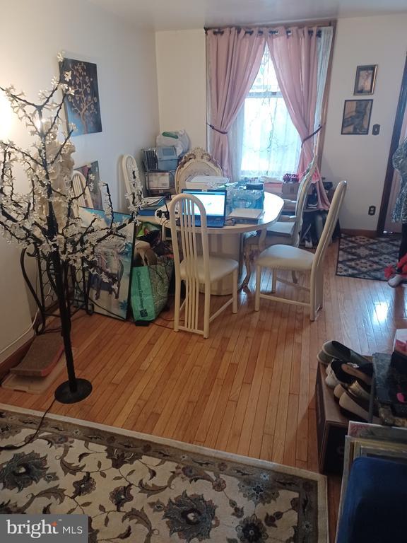 Foto del edificio - 8231 Craig St