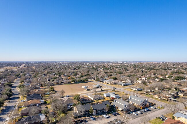Aerial Photo - La Rue Condominiums