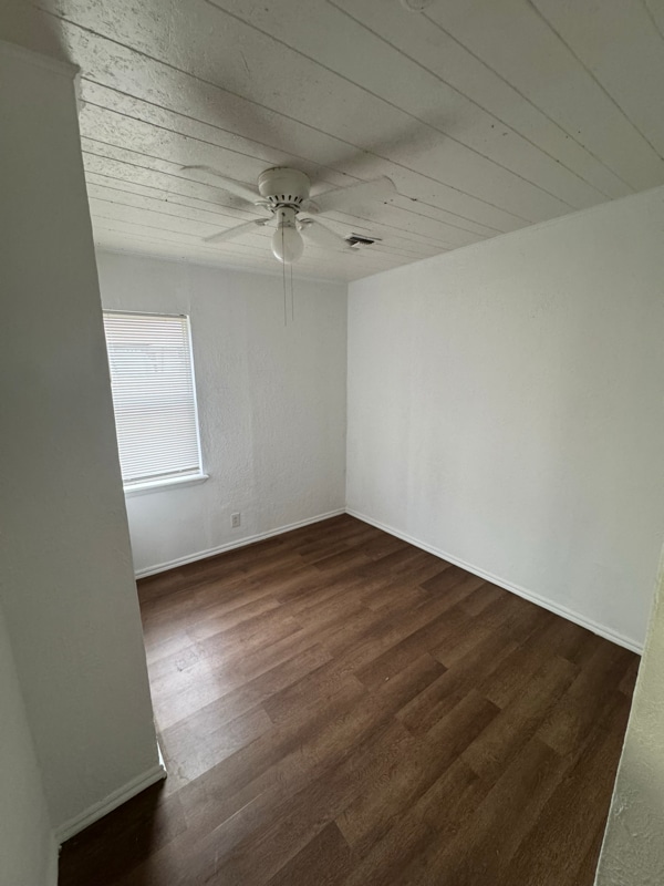 Building Photo - 1702 S 7th St