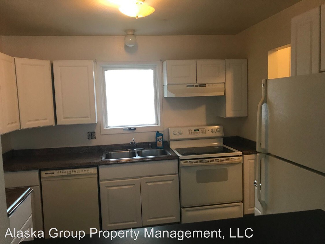 Foto principal - 843 E 12th Ave