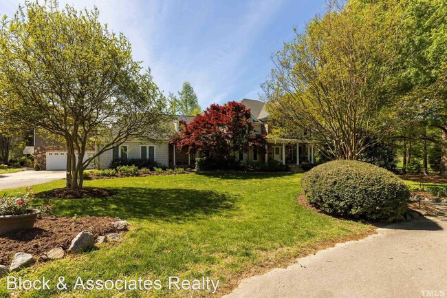 Building Photo - 4 br, 4.5 bath House - 8737 Castleberry Rd.