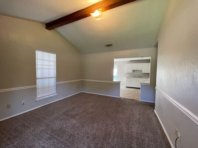 Foto del edificio - Section 8/Housing Voucher Accepted...Off P...