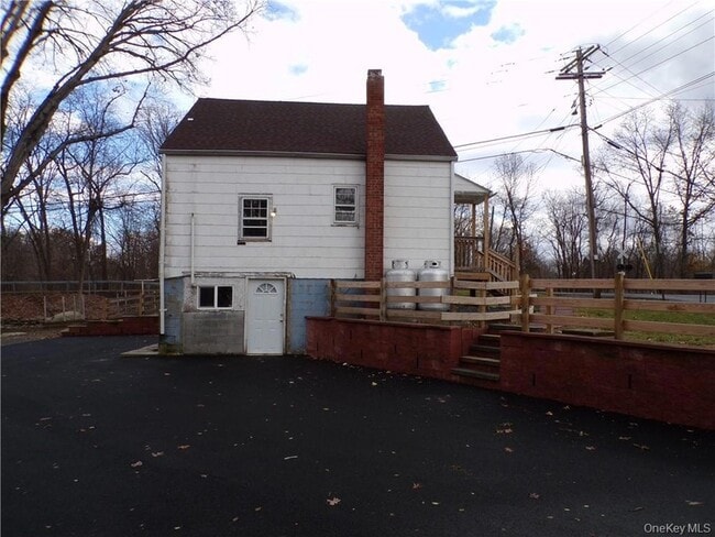 Foto del edificio - 2 Mertes Ln