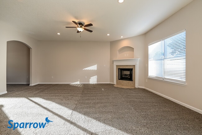 Building Photo - 527 Candlebark Dr