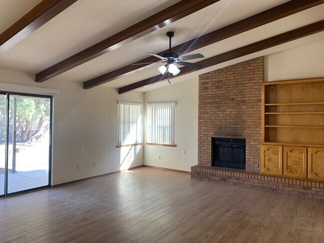 Building Photo - Heritage Hills Rental